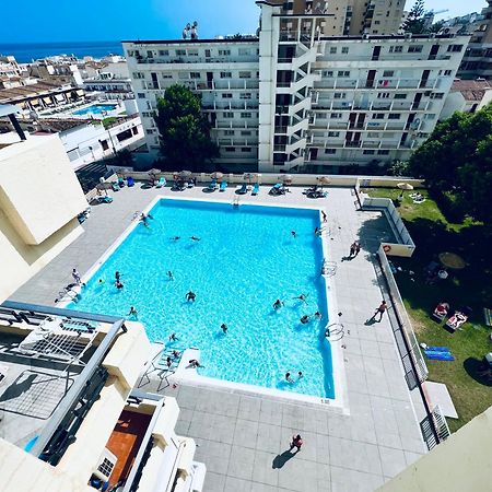 Torremolinos Carihuela Nucleo Cristal Exterior foto
